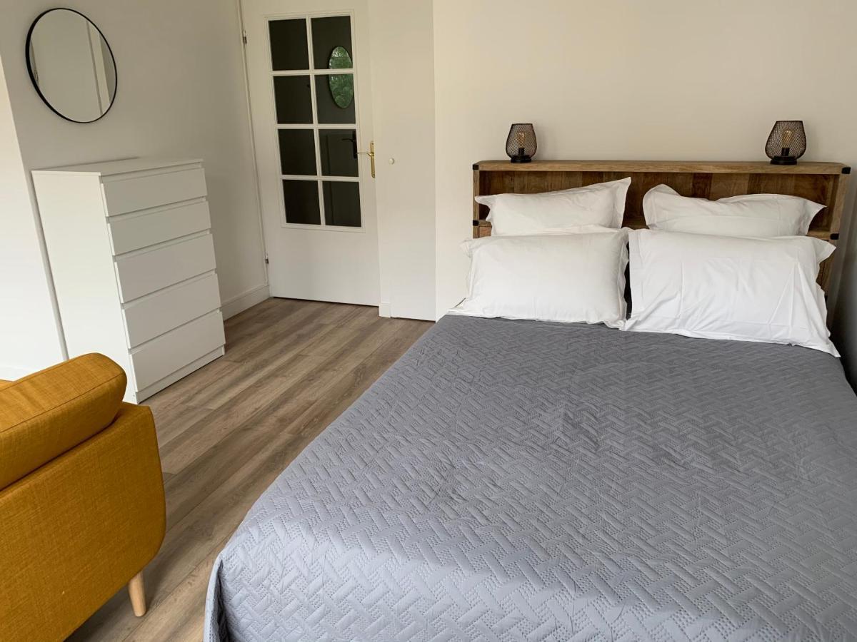 Beautiful Studio Located South Of Paris Bourg-la-Reine Exteriör bild