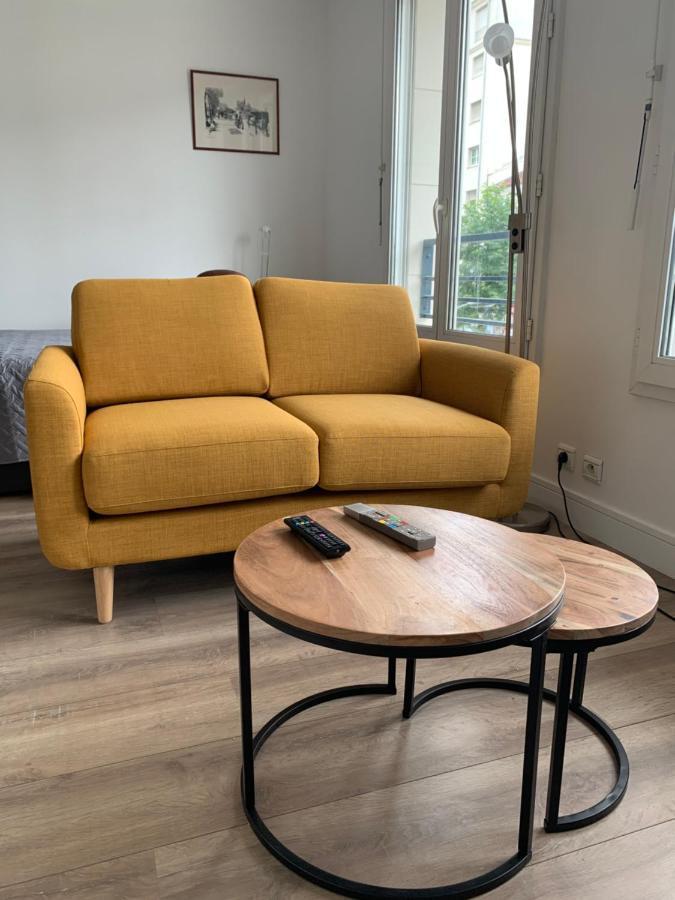 Beautiful Studio Located South Of Paris Bourg-la-Reine Exteriör bild